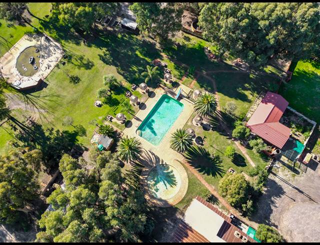42,857M² LODGE FOR SALE IN CAPE FARMS
